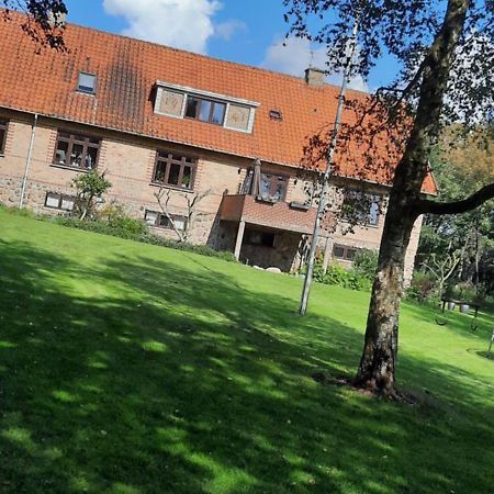 Dybvad Molle Bed And Breakfast Års Kültér fotó